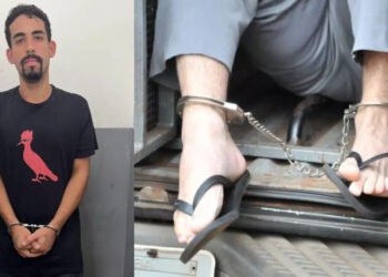 Algemado pelos pés e pelas mãos, preso foge de viatura em SC após audiência de custódia