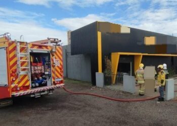 Incêndio atinge boliche no Centro de Xanxerê