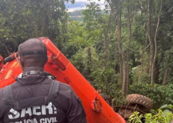 Idoso morre após capotar trator no interior de Chapecó
