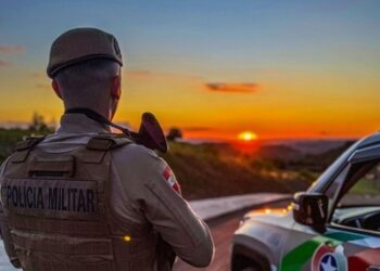 Após tornozeleira rompida ser encontrada, PM prende suspeito de tentativa de homicídio