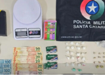 Três homens são presos por tráfico de drogas em Videira