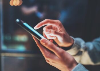 Alunos de escola particular em SC são investigados por uso de IA para criar ‘nudes’ falsos de colegas