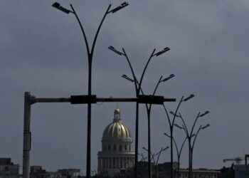 Cuba completa 3 meses sem receber combustível por bloqueio dos EUA