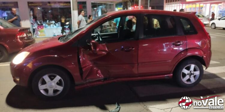 Colisão entre carro e moto deixa motociclista gravemente ferido em Campos Novos