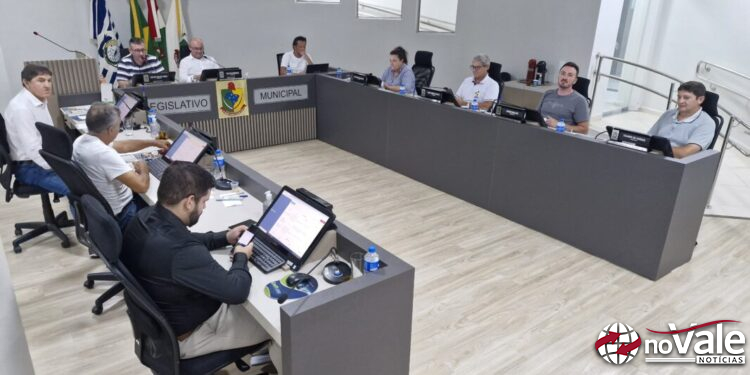 Projeto do vereador Junior Muller que concede título de cidadão honorário a Frei Justino é aprovado em Capinzal