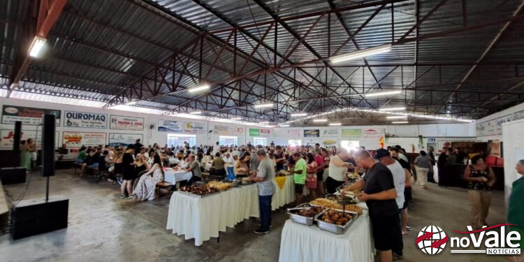 Almoço com grande público celebra os 30 anos da Associação de Mulheres de São Roque