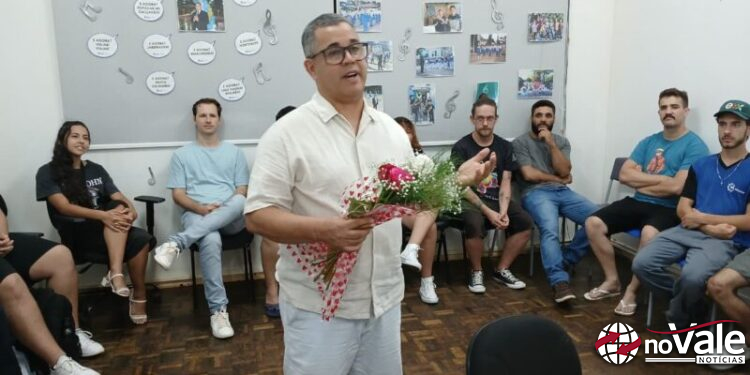 Noite festiva marca despedida do Maestro Carlinhos com a Escola Municipal de Música de Capinzal