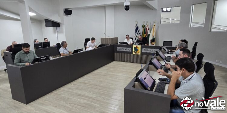 Câmara de Capinzal aprova reposição de 3,36% e aumento de 1,64% para servidores