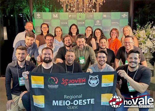 Núcleo de Jovens empreendedores da ACIRP participam da AGO do CEJESC e visitam fábrica da BMW em SC