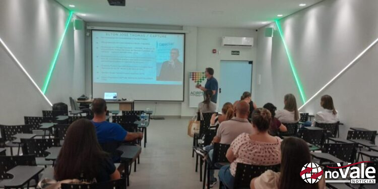 Workshop em Capinzal orienta sobre gestão de fundos e incentiva destinação do Imposto de Renda