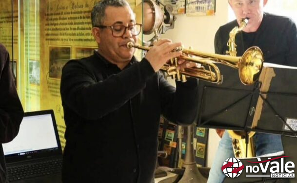 Maestro Carlinhos encerra mais de 35 anos de atuação na Prefeitura de Capinzal e deixa legado na música local
