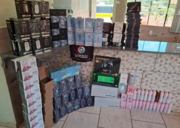 Mercadorias avaliadas em R$ 14 mil são apreendidas durante operação na SC-480