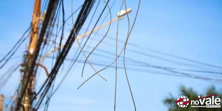 Celesc anuncia fiscalização mais rígida e corte de cabos clandestinos por todo o estado