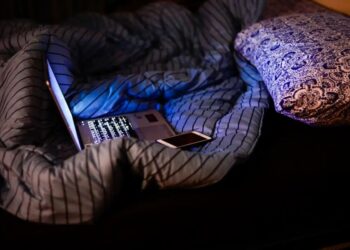 Violência sexual na internet atinge 1 em cada 5 adolescentes no Brasil