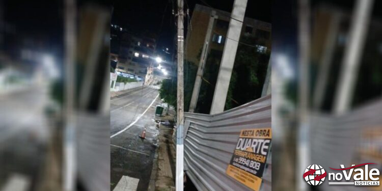 Poste cede e deixa cabos expostos no Centro de Capinzal