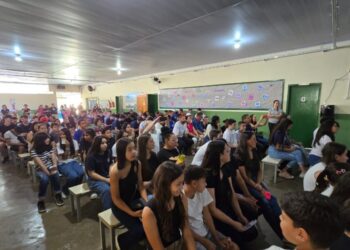 Dia da Família na Escola movimenta a EEB São Cristóvão neste sábado