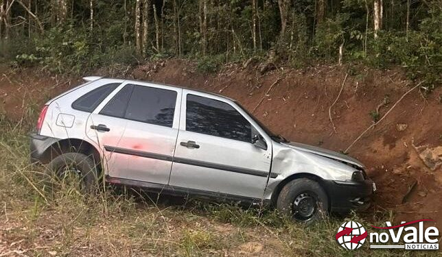 Homem é preso por embriaguez ao volante após capotar veículo no interior de Anita Garibaldi