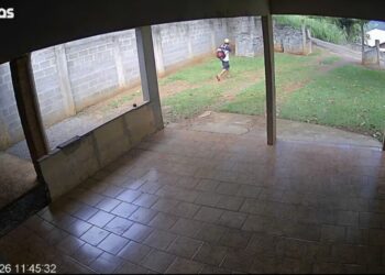 Homem invade residência e furta coleção de facas em Capinzal