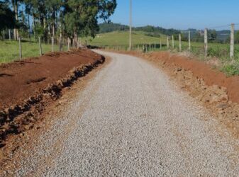 Infraestrutura intensifica recuperação de estradas e avança com obras urbanas em Capinzal
