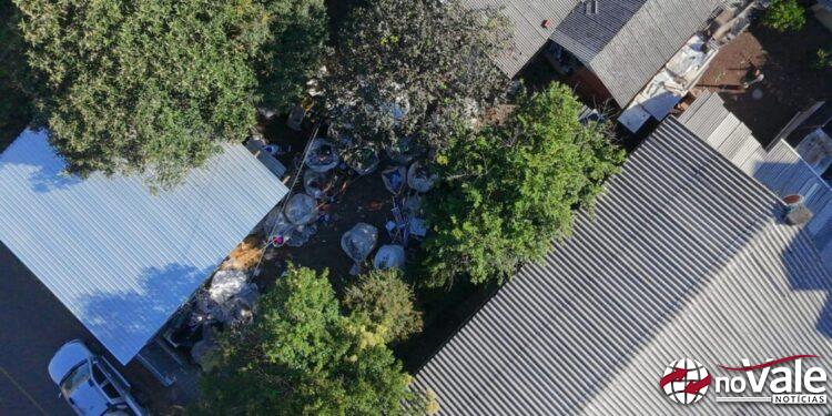 Depósitos de lixo a céu aberto geram revolta no Loteamento Parizotto, em Capinzal