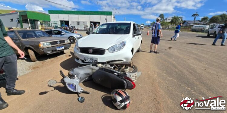 Motociclista é socorrido após colidir com carro e duas motos em Capinzal