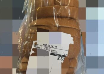 Consumidor denuncia venda de pão “amanhecido” com data de fabricação do dia em Capinzal