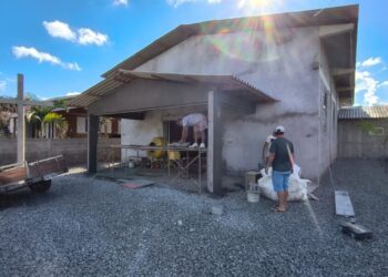 Retomada das obras da capela no Loteamento João Lanhi impulsiona almoço caboclo para arrecadar recursos