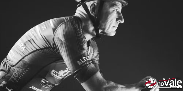 Ciclista de 57 anos morre após ser encontrado caído em trilha durante competição em SC