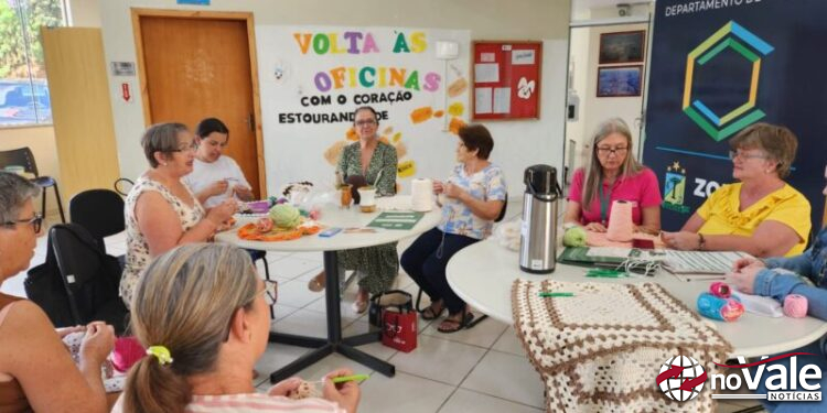 Curso em crochê e tricô incentiva renda e valorização ao artesanato em Zortéa