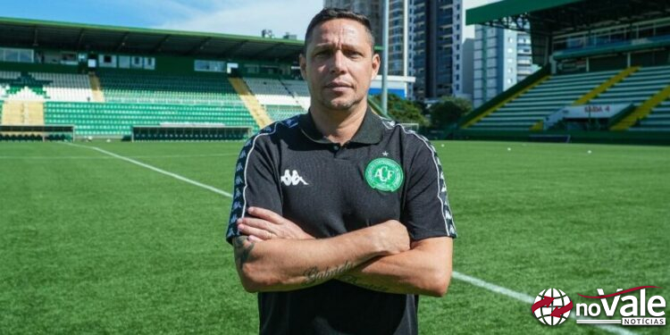 Jogador histórico da Chape é anunciado como novo coordenador técnico