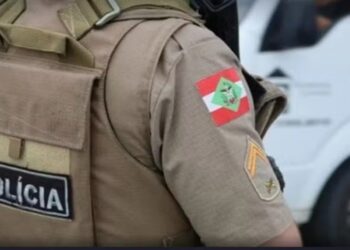 Adolescente é baleada no rosto em SC após ser questionada se já havia levado um tiro