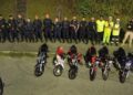 Empinar moto e cortar giro: ‘rolezinho’ na madrugada acaba com 32 autuações em Joinville
